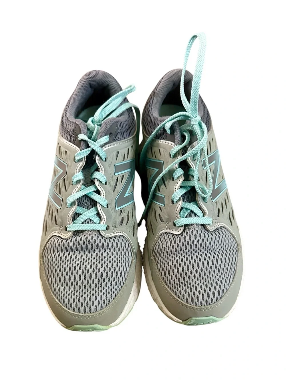 New Balance Woman’s Response 1.0  Light Green size 7.5